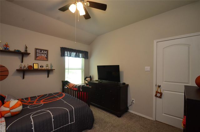 3810 Willow Valley Court, Conroe, TX 77301