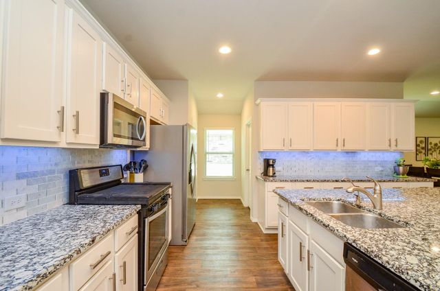 3810 Willow Valley Court, Conroe, TX 77301