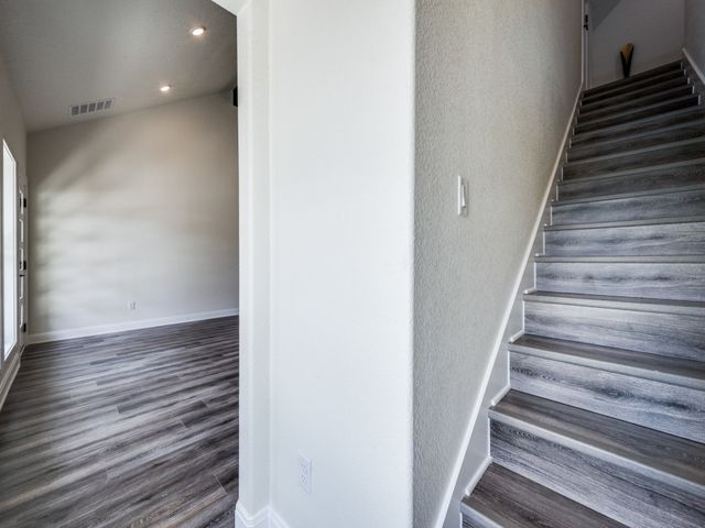204 W Collins, Decatur, TX 76234