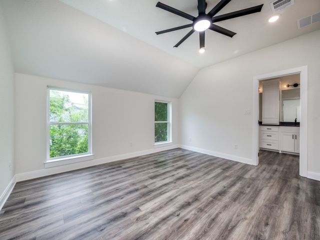 204 W Collins, Decatur, TX 76234