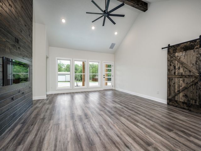 204 W Collins, Decatur, TX 76234