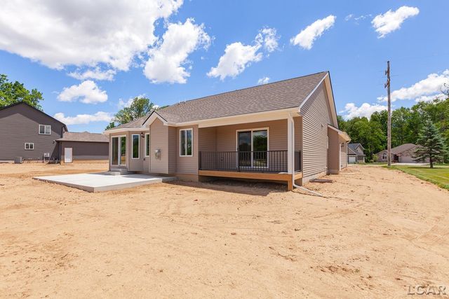 2220 Congressional Lane, Grass Lake, MI 49240