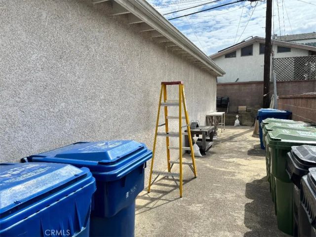6338 W 79th, Los Angeles, CA 90045