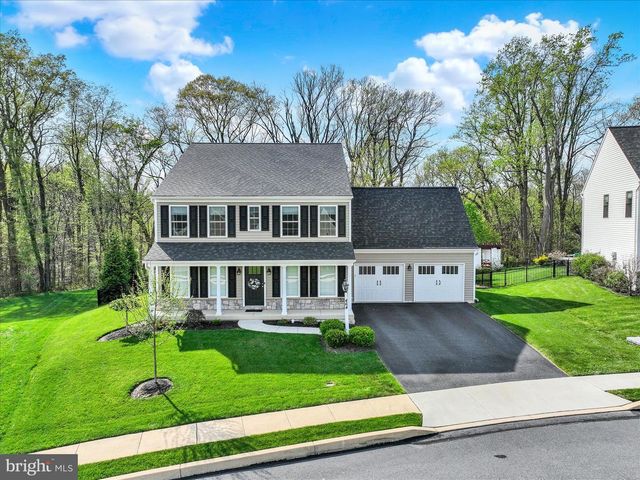 464 APPLE HOLLOW ROAD, Mechanicsburg, PA 17055