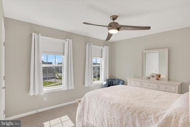 464 APPLE HOLLOW ROAD, Mechanicsburg, PA 17055