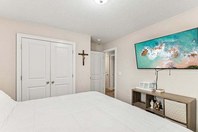 2212 Red Barn Rd, Christiana, TN 37037