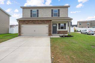 2212 Red Barn Rd, Christiana, TN 37037