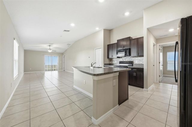 14733 SCOTTBURGH GLEN DRIVE, Wimauma, FL 33598