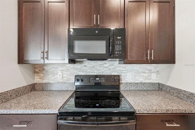 14733 SCOTTBURGH GLEN DRIVE, Wimauma, FL 33598