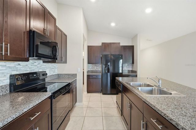 14733 SCOTTBURGH GLEN DRIVE, Wimauma, FL 33598