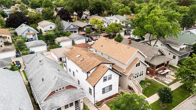 921 N Humphrey Avenue, Oak Park, IL 60302