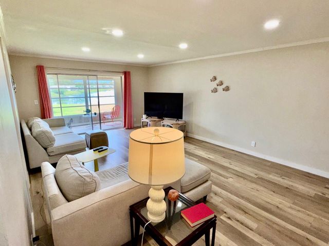 148 Lake Constance Drive 148, West Palm Beach, FL 33411