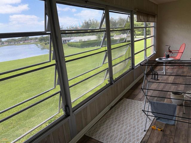 148 Lake Constance Drive 148, West Palm Beach, FL 33411