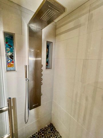 148 Lake Constance Drive 148, West Palm Beach, FL 33411