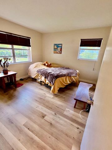 148 Lake Constance Drive 148, West Palm Beach, FL 33411