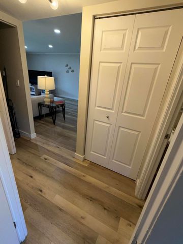 148 Lake Constance Drive 148, West Palm Beach, FL 33411