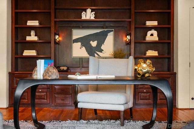 1205 Muirlands Dr, La Jolla, CA 92037