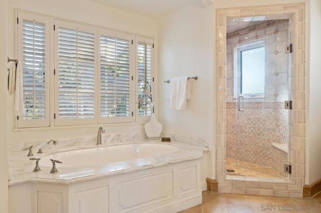 1205 Muirlands Dr, La Jolla, CA 92037