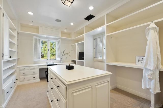 1205 Muirlands Dr, La Jolla, CA 92037