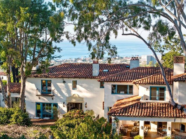 1205 Muirlands Dr, La Jolla, CA 92037