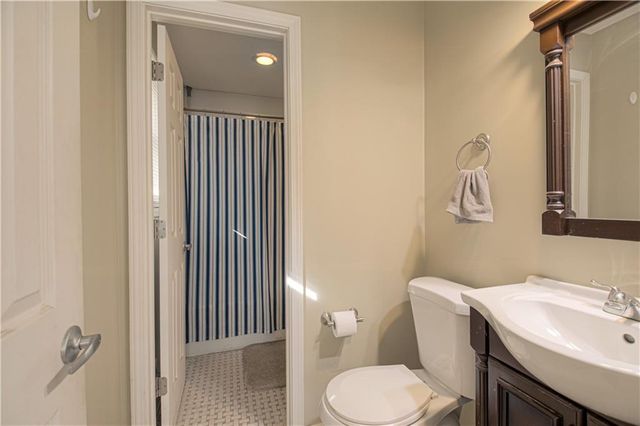 226 NW 43rd Street, Kansas City, MO 64116