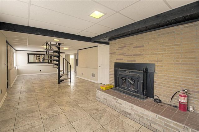 226 NW 43rd Street, Kansas City, MO 64116