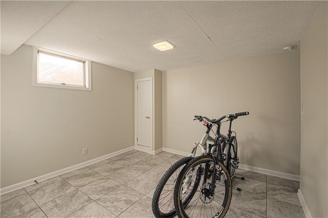 226 NW 43rd Street, Kansas City, MO 64116