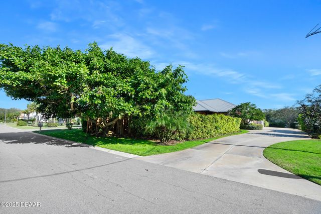 114 Ponce De Leon Circle, Ponce Inlet, FL 32127