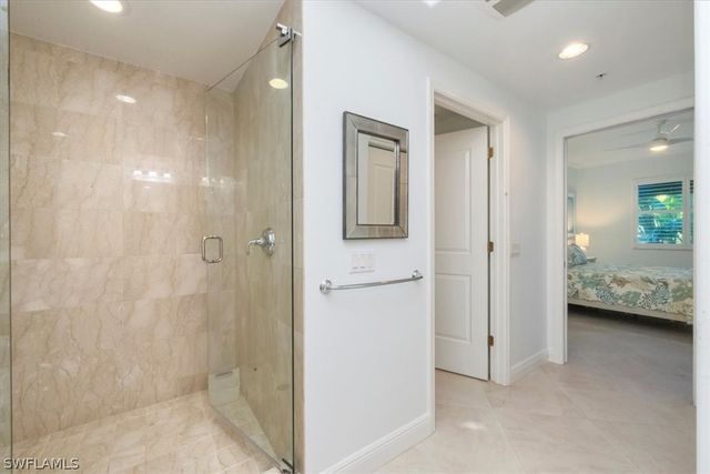 965 Sandpiper ST J107, Naples, FL 34102