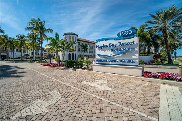 965 Sandpiper ST J107, Naples, FL 34102