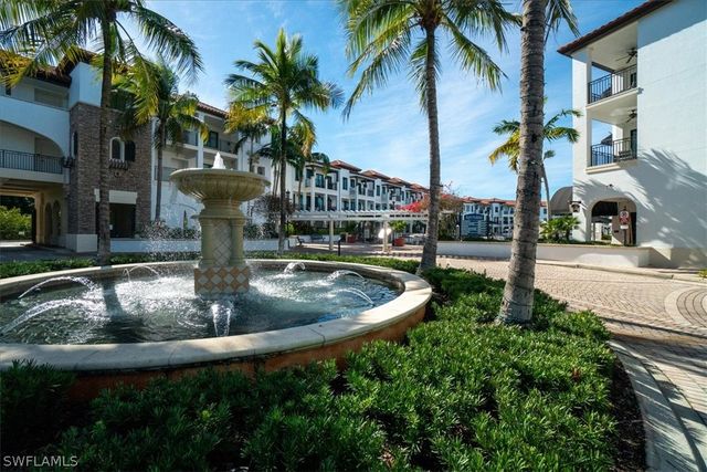 965 Sandpiper ST J107, Naples, FL 34102