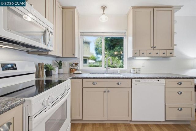 4243 Dubhe Ct, Concord, CA 94521