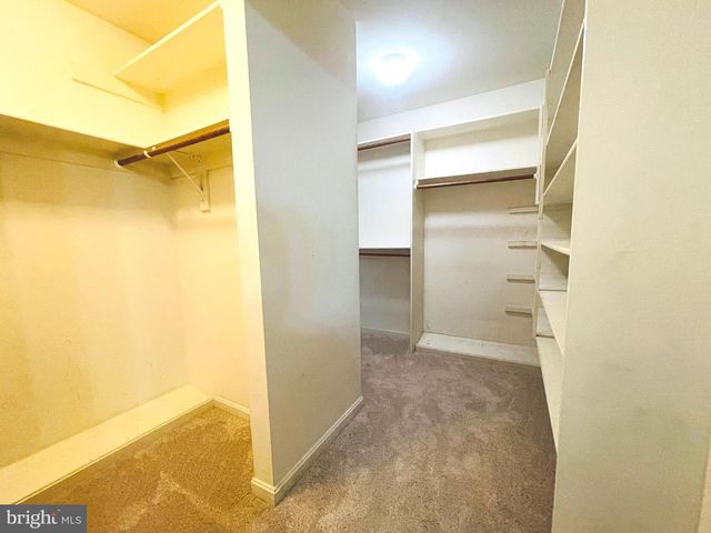 9 SCARLET OAK CIR, Stafford, VA 22554