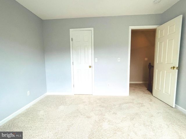 9 SCARLET OAK CIR, Stafford, VA 22554