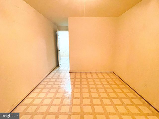 9 SCARLET OAK CIR, Stafford, VA 22554