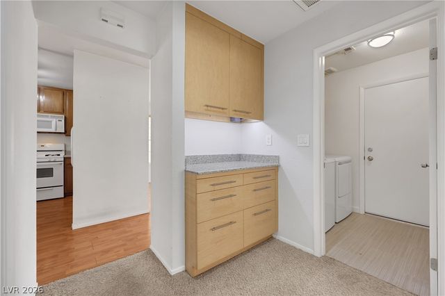 7286 Coffeyville Avenue, Las Vegas, NV 89147