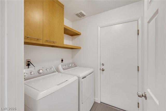 7286 Coffeyville Avenue, Las Vegas, NV 89147