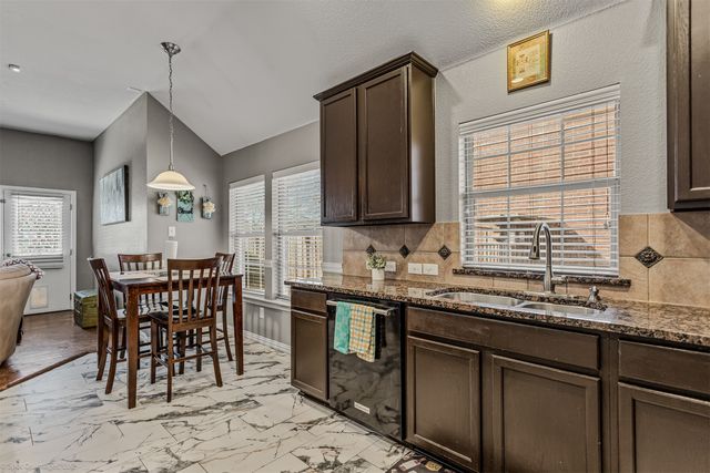 321 Deaton Drive, Fate, TX 75087