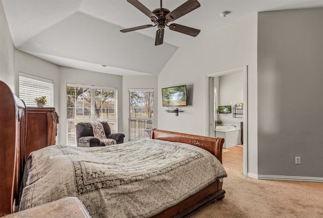 321 Deaton Drive, Fate, TX 75087