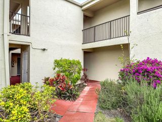 2528 Boundbrook Drive S 205, West Palm Beach, FL 33406