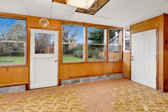 2827 Elm Street, Bellingham, WA 98225