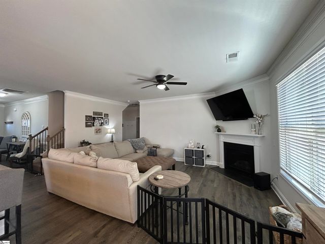 231 Raleighwood Lane, Simpsonville, SC 29681