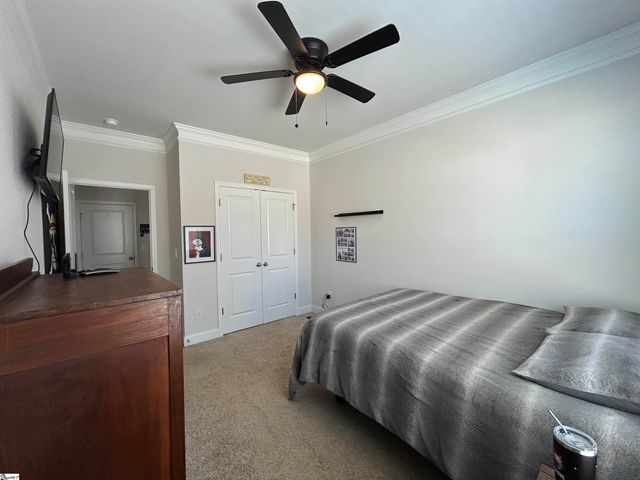 231 Raleighwood Lane, Simpsonville, SC 29681