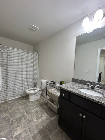 231 Raleighwood Lane, Simpsonville, SC 29681