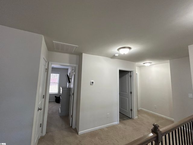 231 Raleighwood Lane, Simpsonville, SC 29681