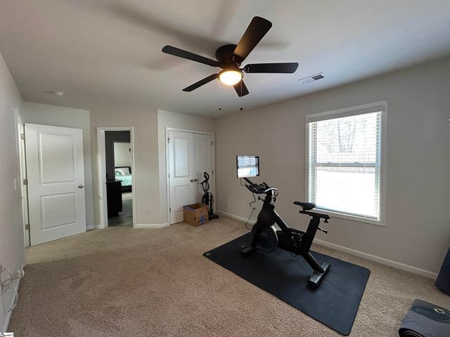 231 Raleighwood Lane, Simpsonville, SC 29681