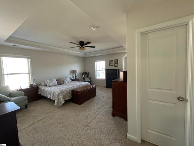 231 Raleighwood Lane, Simpsonville, SC 29681