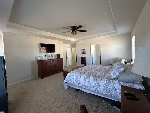 231 Raleighwood Lane, Simpsonville, SC 29681