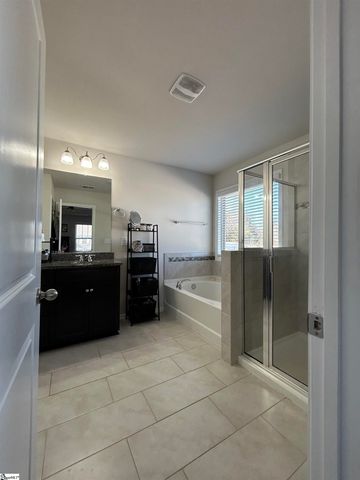 231 Raleighwood Lane, Simpsonville, SC 29681