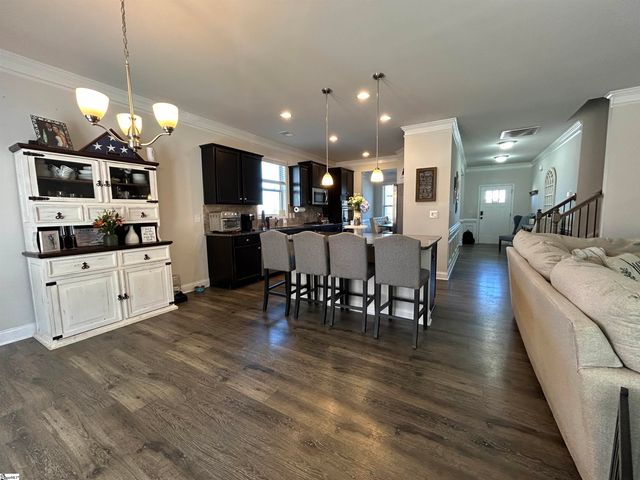 231 Raleighwood Lane, Simpsonville, SC 29681